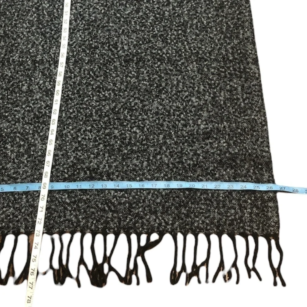 EMANUEL GERALDO Oversized Chunky Scarf Unisex O/S Black White Scarves Speckled